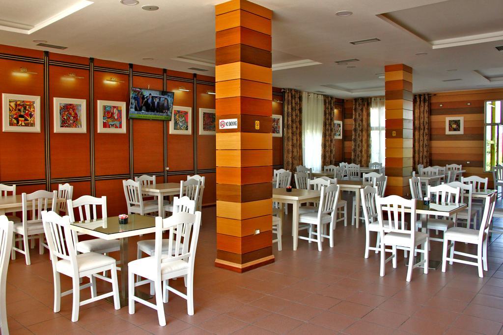 Hotel Vila Giorgio Shkodër Esterno foto
